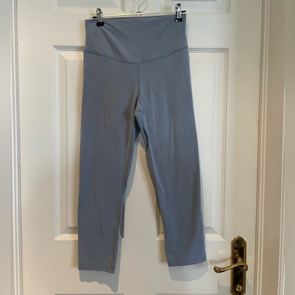 Old Navy Pants - OLD NAVY active leggings